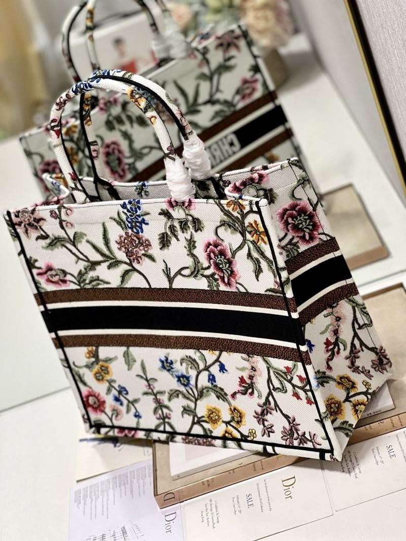 Christian Dior Shopping Bags